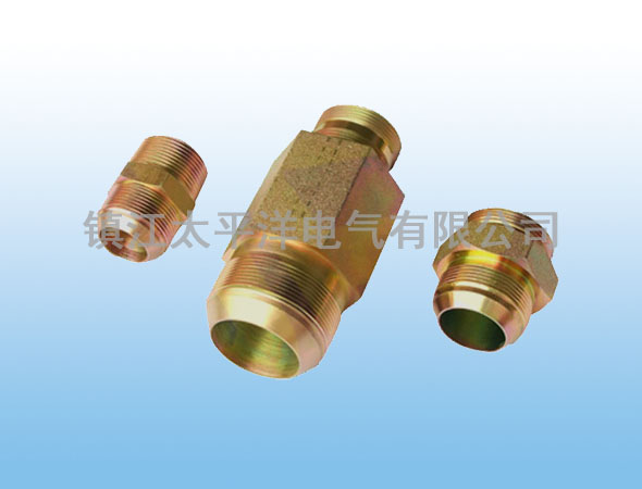 擴(kuo)口式接頭(tou)