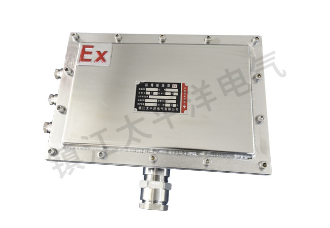 不鏽(xiu)鋼防爆接(jie)線箱